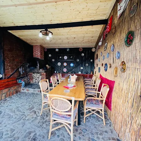 Casa De Sub Hora